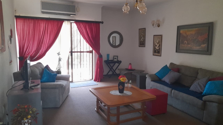 1 Bedroom Property for Sale in Oudorp North West